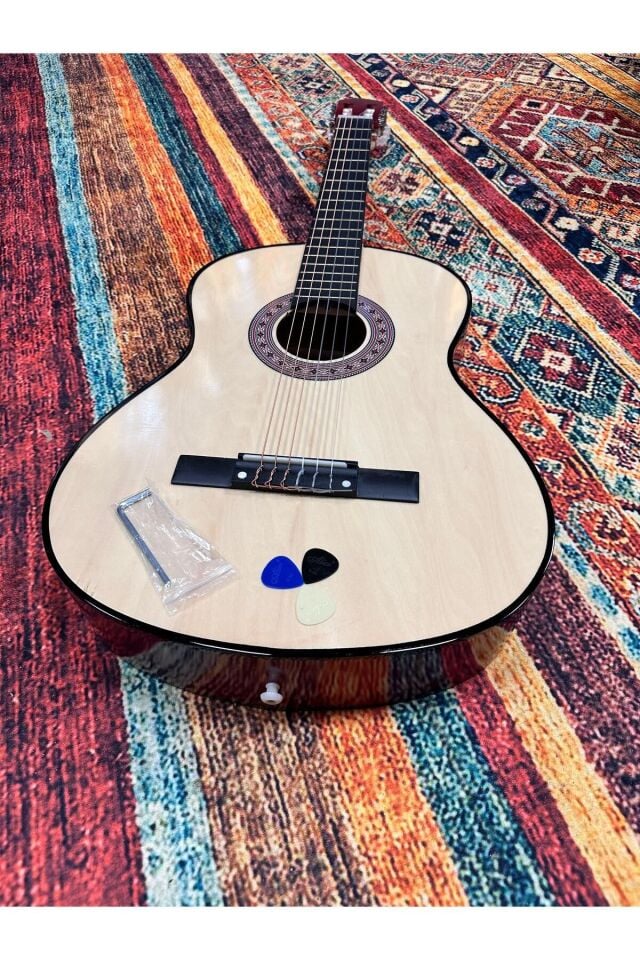 Naturel Sap Ayarlı 4/4 Tam Boy Klasik Gitar(Kılıf-Pena Dahil)