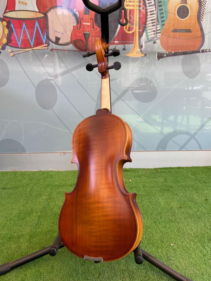 Rosa RV034M 3/4 Mat Cilalı Keman(Kutu-yay-reçine dahil)
