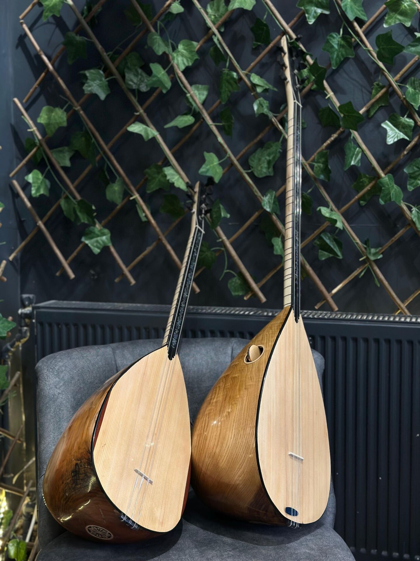 Uzun ve Kısa Sap Seçenekli Özel Seri Oyma Dut Bağlama ( Kılıf Dahil)