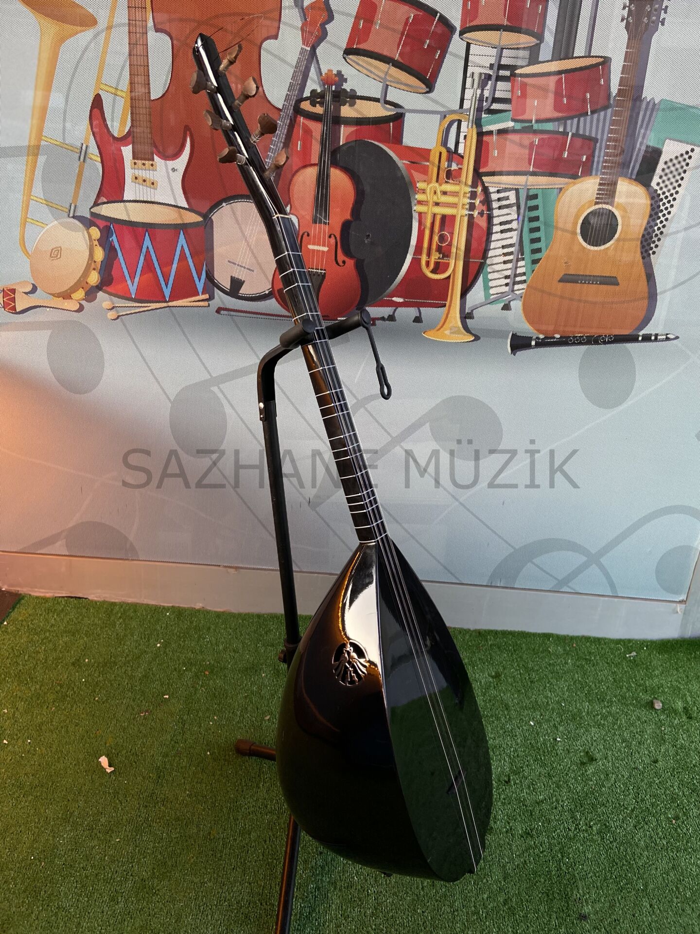 Siyah Orta Düzey Jack Girişli Kısa Sap Kompozit Bağlama (Kılıf-Yedek Tel -Tezene)