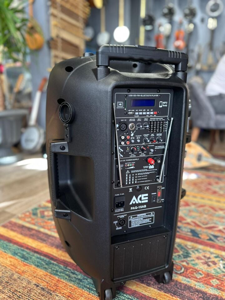 Paq-15ab 300 Watt Taşınabilir Şarjlı Amfi
