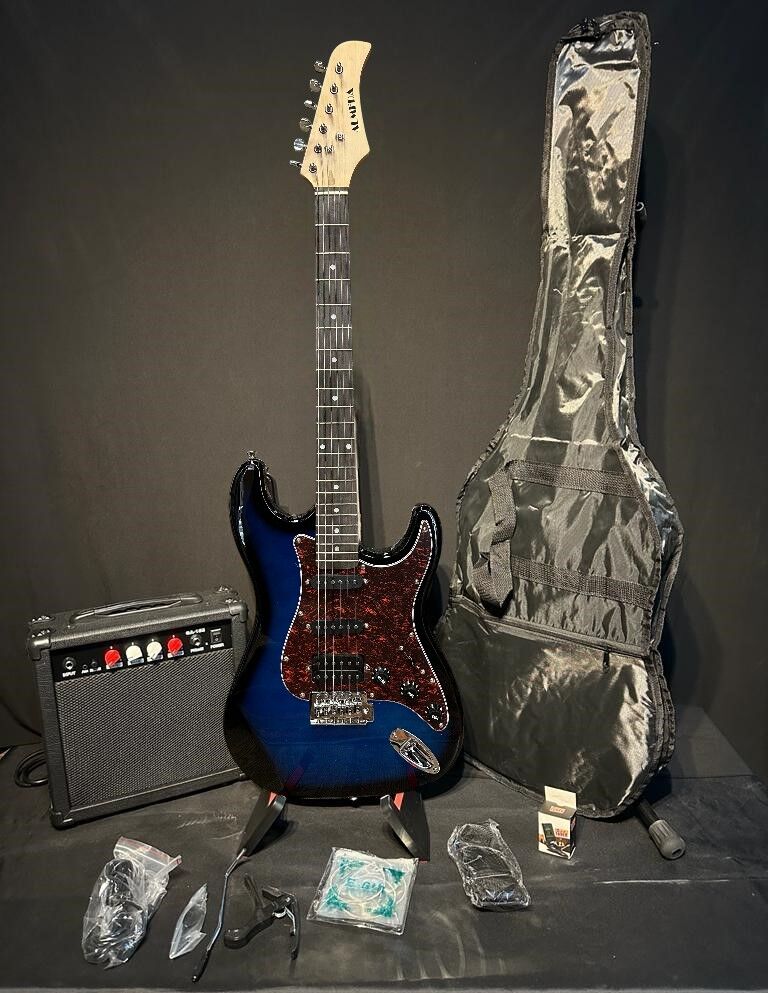 Mavi Hss Elektro Gitar Seti Full ( Gitar,amfi,stand,askı,kapo,yedek tel,tuner,kablo,askı,kılıf