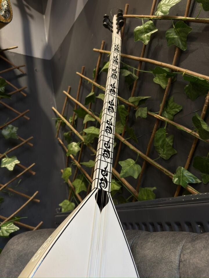 Uzun Sap Beyaz Melek Jack Girişli Bağlama(Kılıf-Yedek Tel-Tezene)