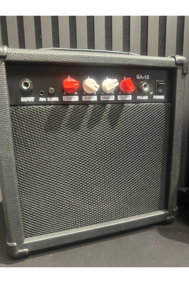 Kırmızı Hss Elektro Gitar Seti Full ( Gitar,amfi,stand,askı,kapo,yedek tel,tuner,kablo,askı,kılıf