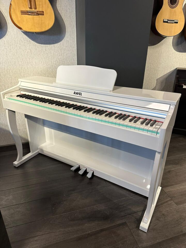 RDP 120 DİGİTAL PİYANO PARLAK LAKE BEYAZ 88 HAMMER ACTİON TUŞ TABURE KULAKLIK