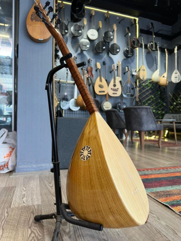 Başlangıç Düzeyi Kısa Sap Öğrenci Bağlaması-Kılıf-Yedek Takım Tel-Tezene