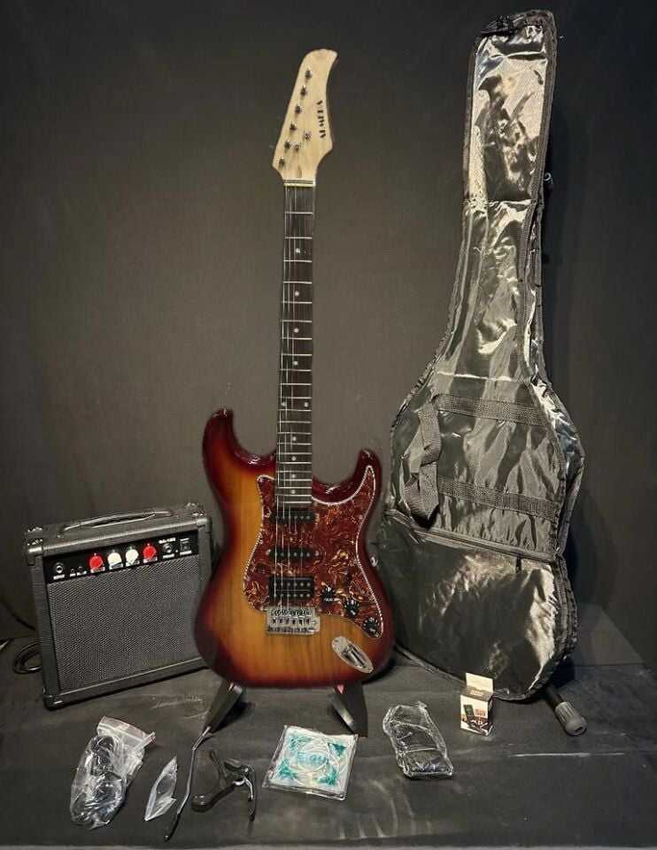 Sunburst Hss Elektro Gitar Seti Full ( Gitar,amfi,stand,askı,kapo,yedek tel,tuner,kablo,askı,kılıf