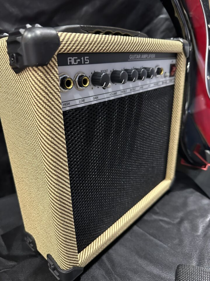 Kırmızı Elektro Gitar Full Set – 15W Bluetooth Amfi