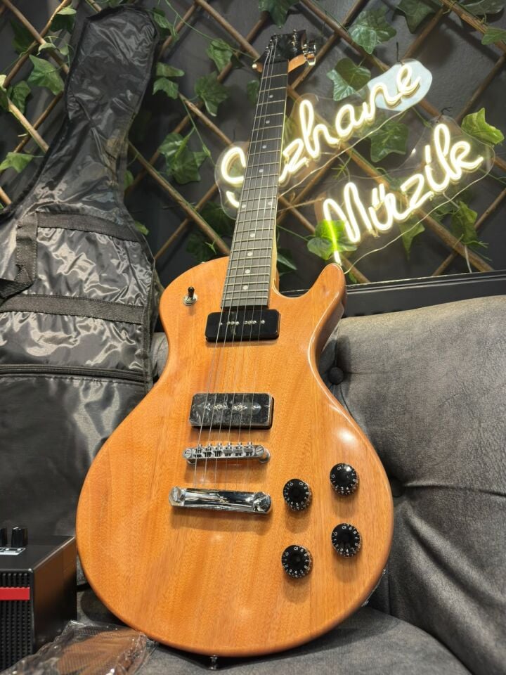 Lespaul Elektro Gitar Seti Mini Amfili Kılıflı Askılı Kablolu Pena ve Aksesuarlı Natural